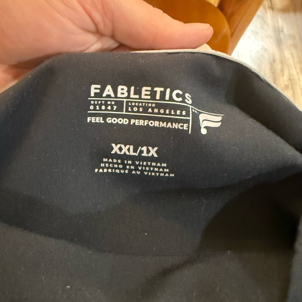 Fabletics Black Womens Scrub Set - image 2